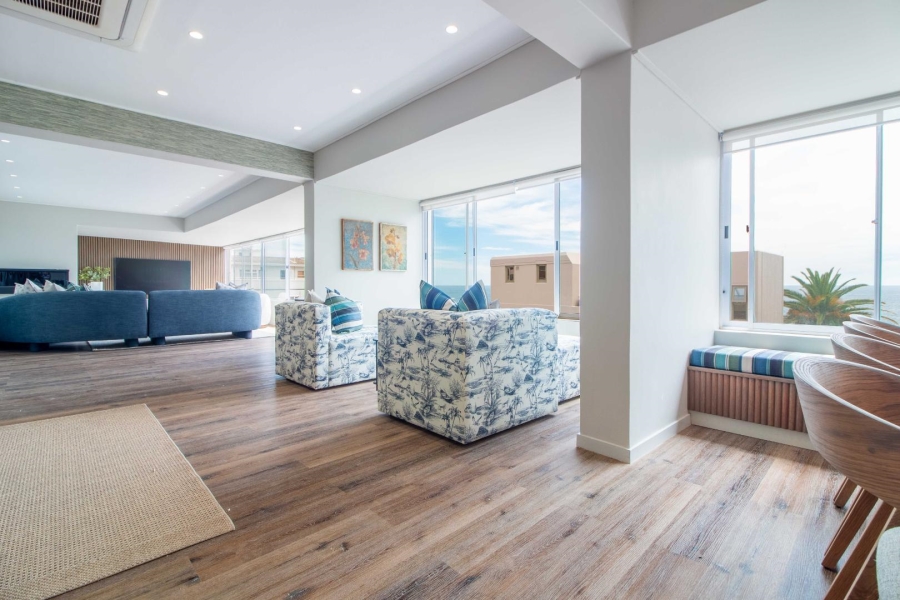 To Let 3 Bedroom Property for Rent in Sea Point Western Cape